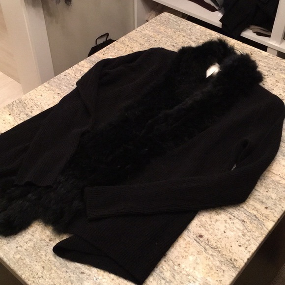 Rabbit trim cardigan by in Cashmere size medium - Picture 2 of 4